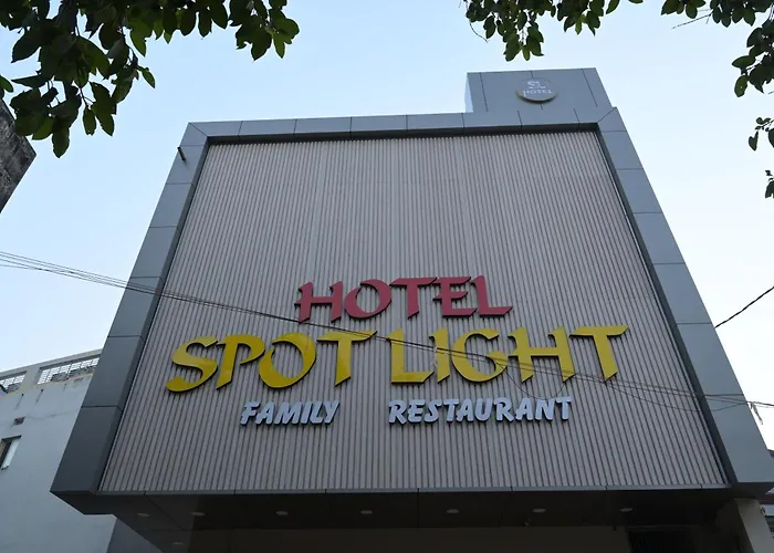 Hotel Spot Light