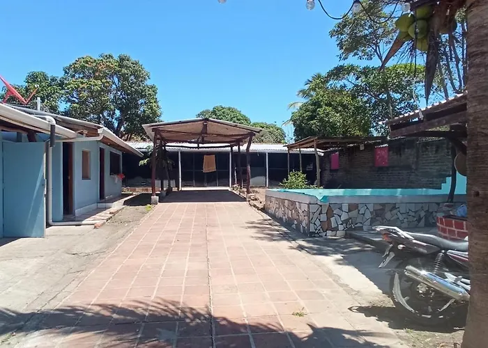 Hostal Casa Pura Vida