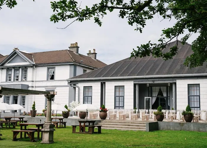Manor Park Country House