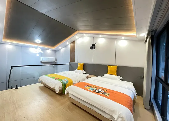 Yanmu Homestay, Yinhai District, Beihai City