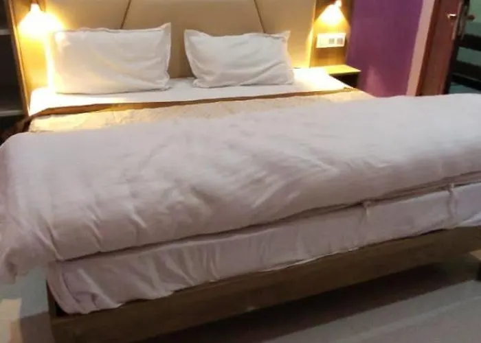 Dev Hotel Rooms