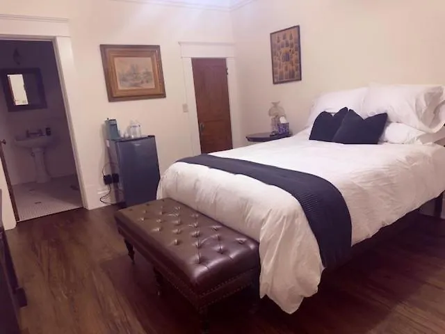 Hotel Ivanhoe