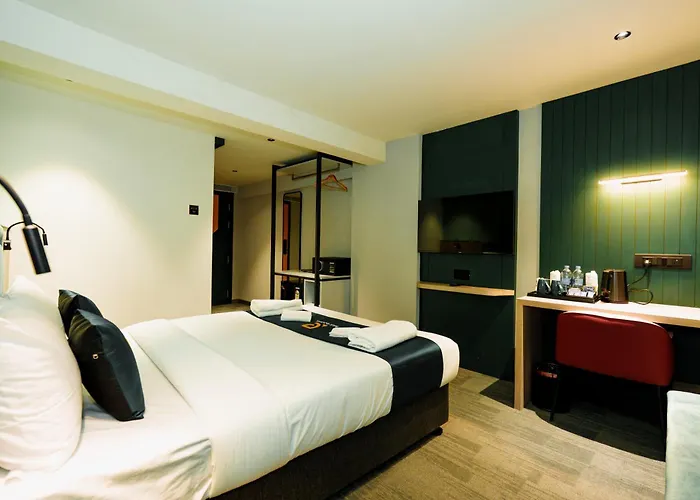 Gp Xpress Inn By Rak Rooms, Mangaluru