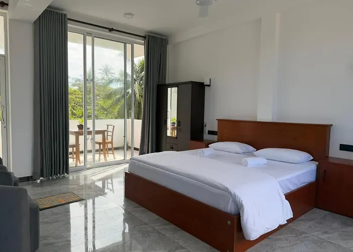 Turtle Bay Resort Hikkaduwa