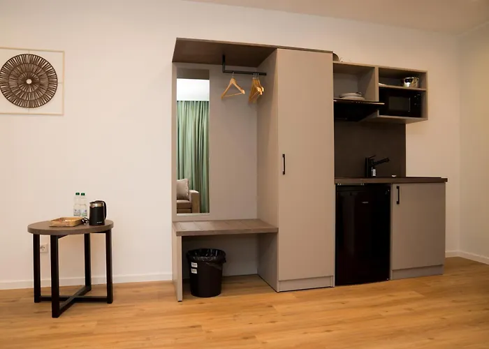 Living Inn am Schlosspark - Park, City&Parking incl