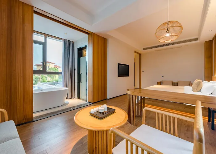 Floral Lux Hotel Mount Wuyi Xiheyuan