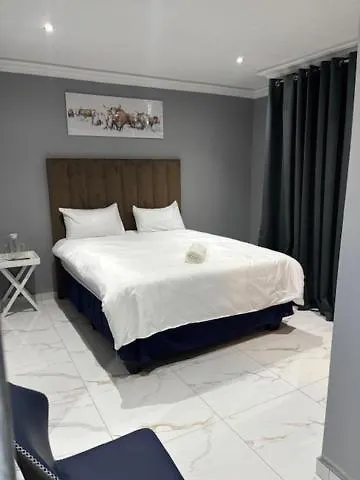 Zeus Guest House