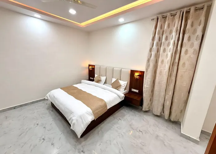 Hotel Betwa Sarowar