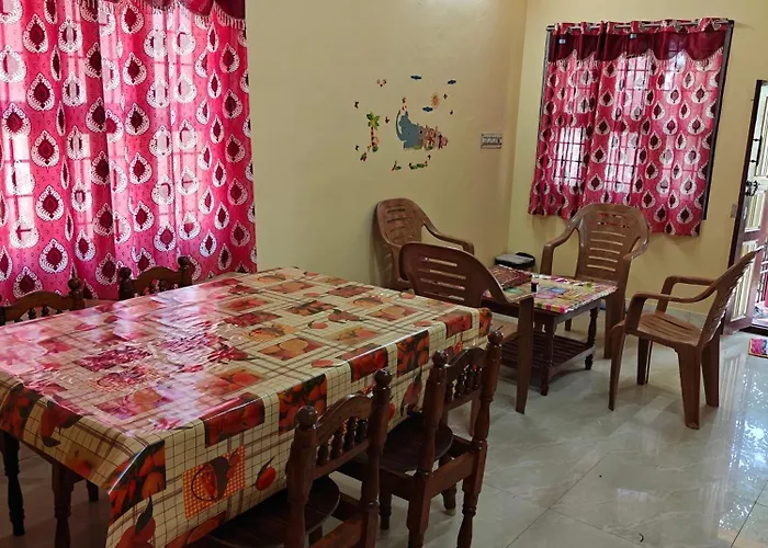 Nilan Aarudhra Homestay
