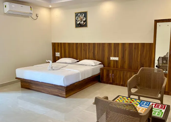 Estoria Hotel And Resort