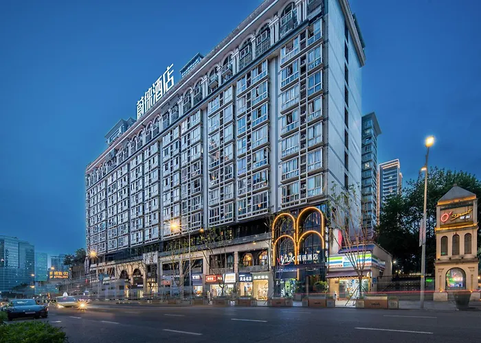 Weilai Hotel Chongqing Guanyinqiao Pedestrian Street Jiujie Branch