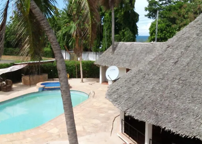 Panori Hotel