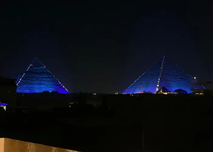 Hemo Pyramids View Hotel