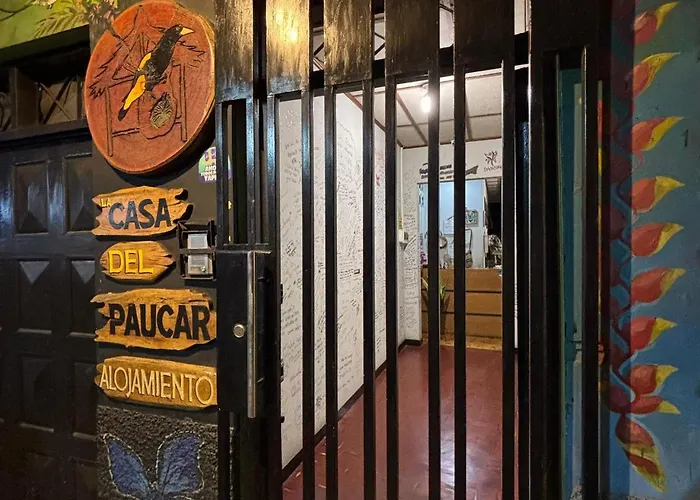 Hotel La Casa Del Paucar