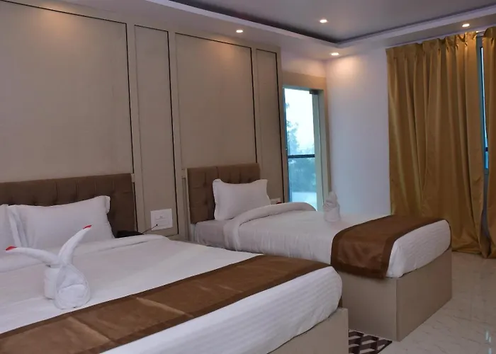 Hotel Devi Palace