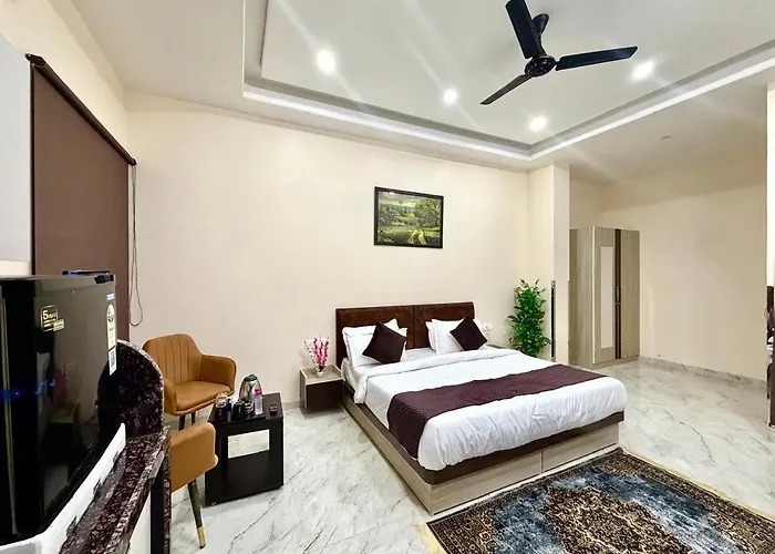 Hotel Prime Palace