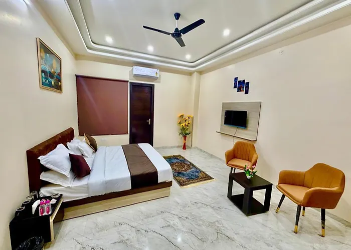 Hotel Prime Palace