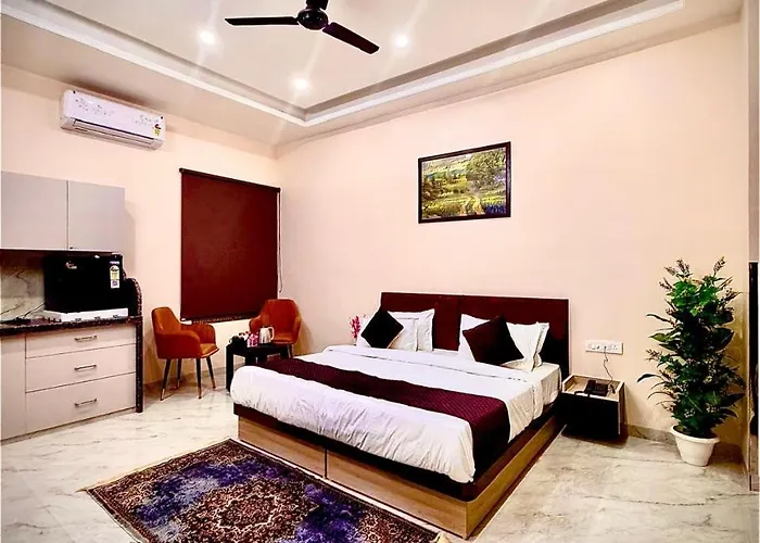 Hotel Prime Palace