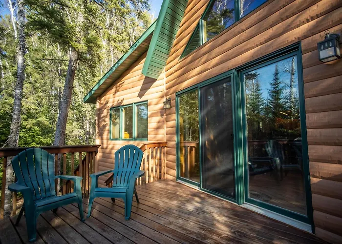 Timber Bay Lodge And Houseboats