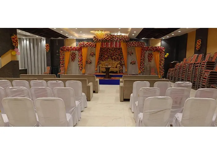 Hotel Shree Nikatan