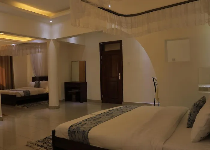 Reinah Tourist Hotel