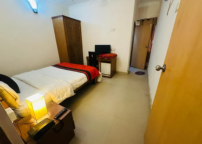 Samrat Hotel