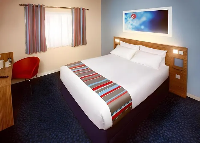 Travelodge Perth Broxden Junction
