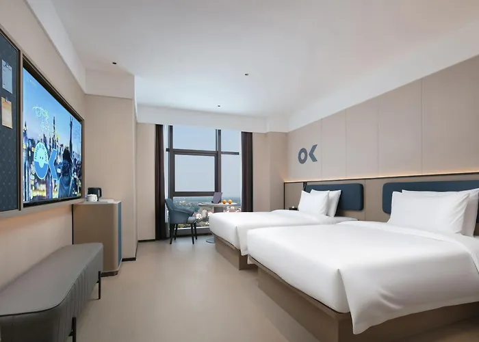 Huanman Hotel