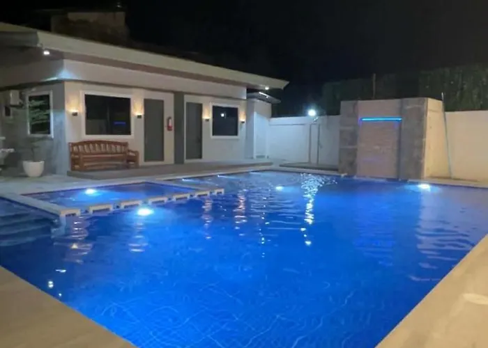 T'Zam Villa