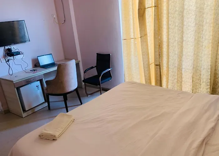 Hotel Premium Rooms By Prem Mandir
