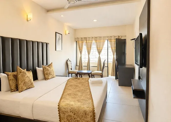 Jbs Comfort Residency Zirakpur Chandigarh # Couple Friendly # Parking # Lift #Travelers Choice