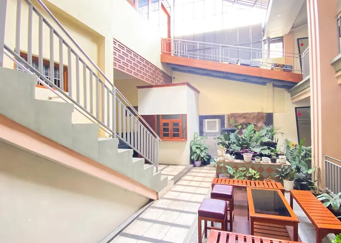 Rimbaku Homestay Syariah Near Alun Alun Batu Redpartner