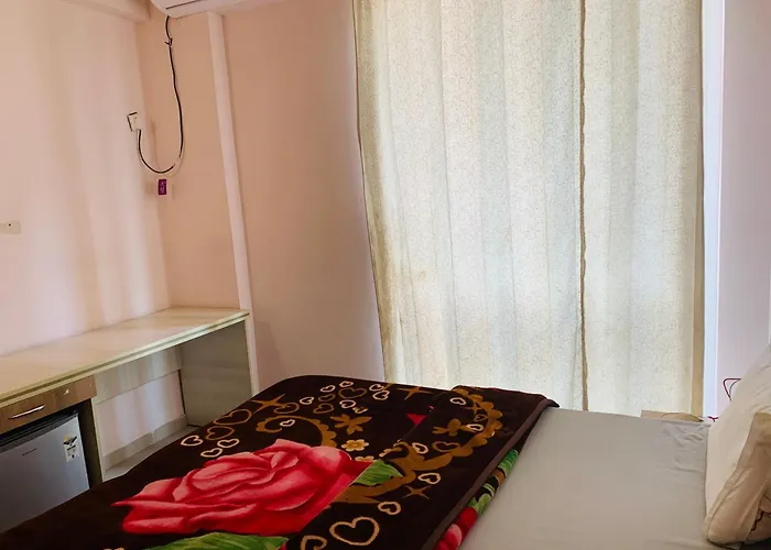 Hotel Premium Rooms By Prem Mandir