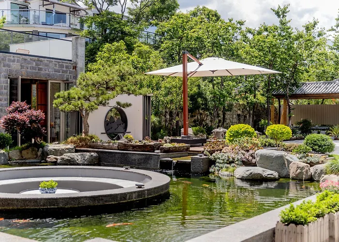 Dali Shanshuijian No 5 Villa Garden Retreat,Near Dali Ancient Town ,Tropical Rainforest Oxygen Bar ,Cangshan Mountain Erhai Lake View ,Bai Three Course Tea Puer Tea ,Free Breakfast ,Pick Up Service, Bai Souvenir