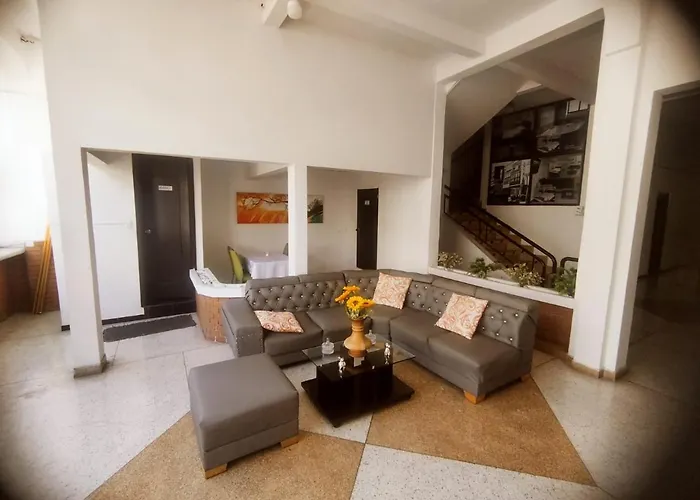 Hotel Cartago Plaza
