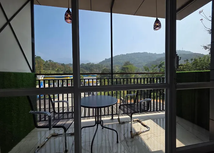 Dream Wagon Hotel Lakkidi