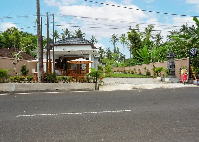 Merta Luwih Villa