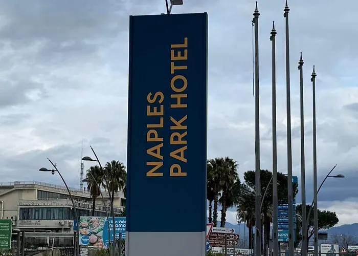 Naples Park Hotel