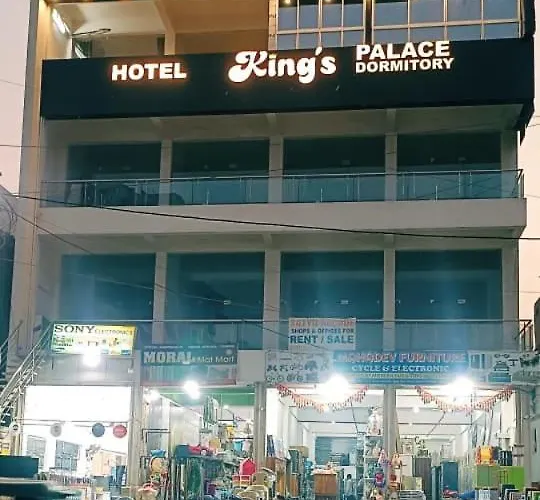 Hotel Kingspalace And Dormitory