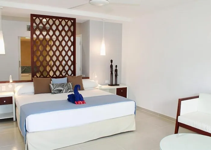 Mujo Suites