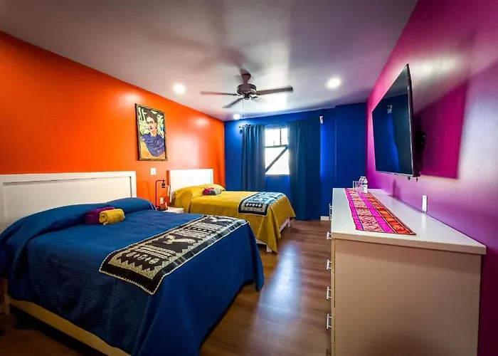 Hotel Los Cantaros