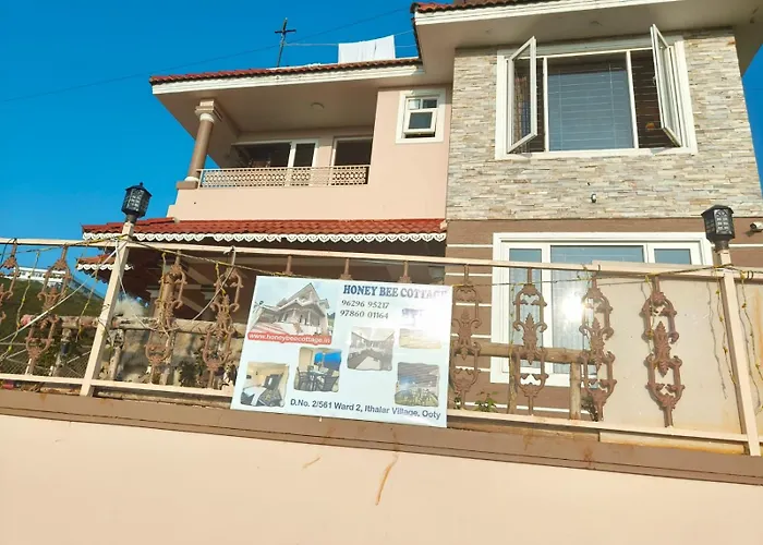 Honey Bee Cottages