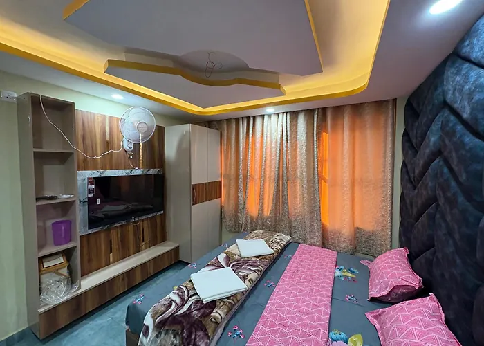 Hotel Sahil - City Center, Lalchowk