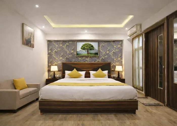 Hotel De Aela International Near T3 Airport