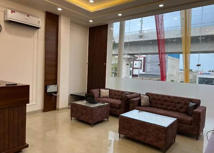 Hotel Bliss Inn & Terrace