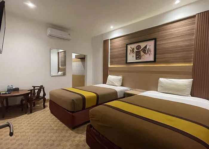Hotel O Near Mall Panakukkang Formerly Al-Badar Hotel Syariah