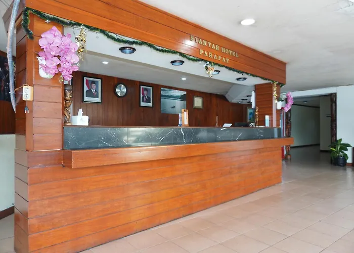 Siantar Hotel Parapat