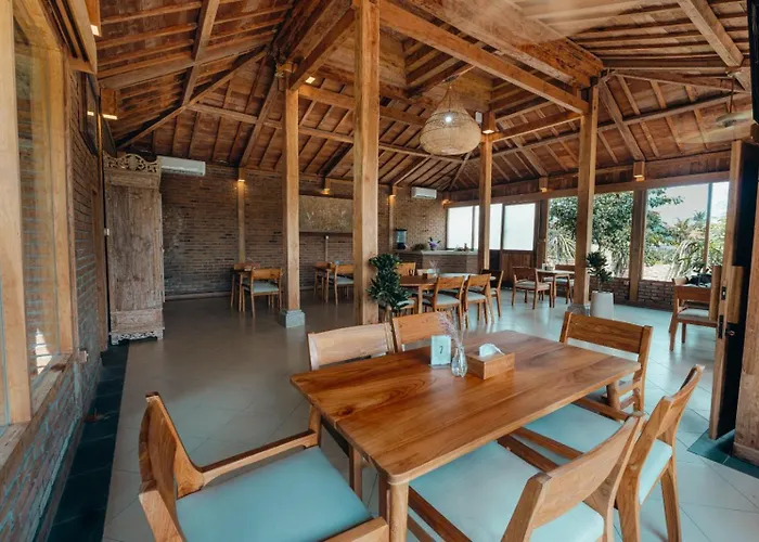 Luxury Riverside Cabins At Nunu Bali
