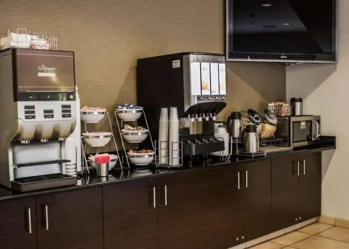 Express Inn & Suites