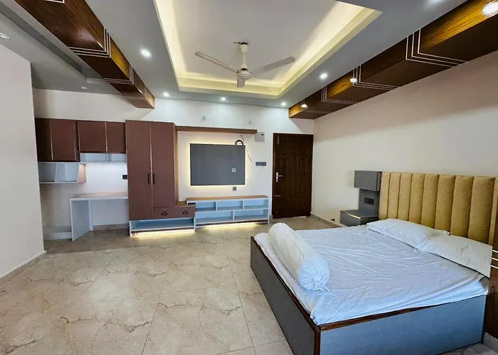 Iconic Suites